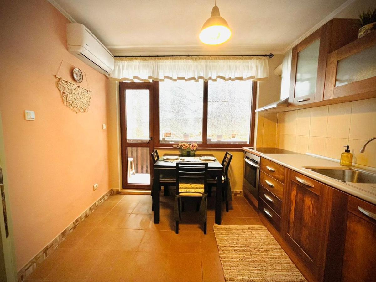 The Green Guest House Of Veliko Tarnovo-Amazing View, Top Location Exterior photo