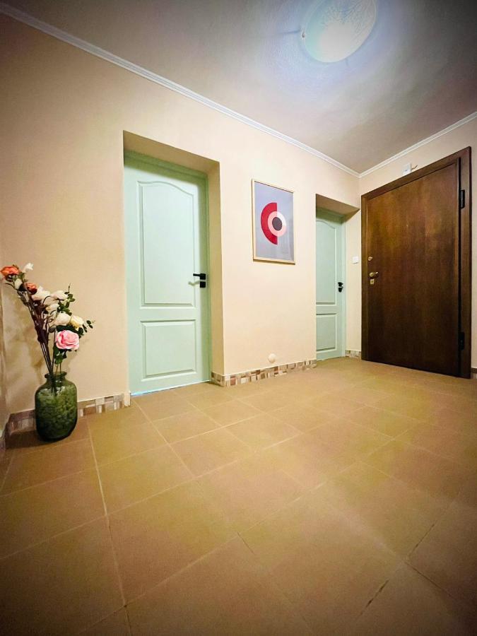 The Green Guest House Of Veliko Tarnovo-Amazing View, Top Location Exterior photo