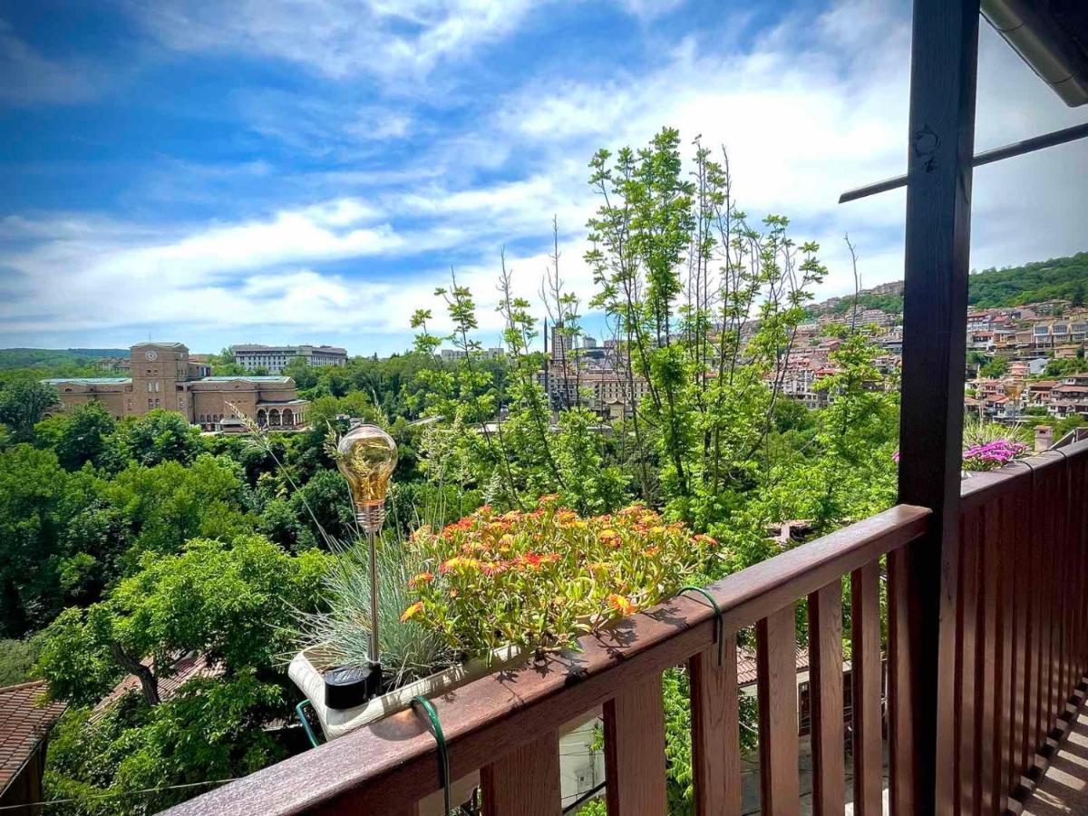 The Green Guest House Of Veliko Tarnovo-Amazing View, Top Location Exterior photo
