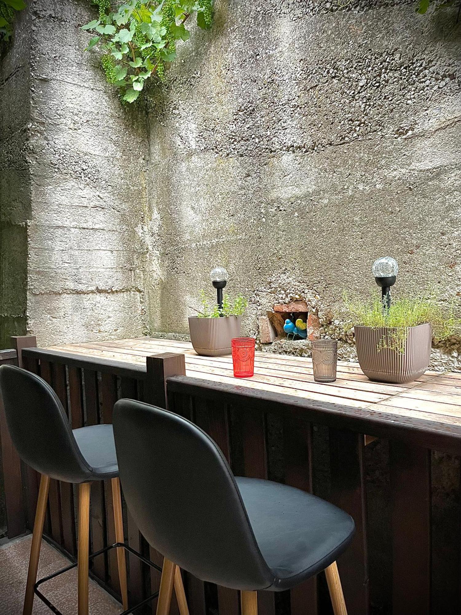 The Green Guest House Of Veliko Tarnovo-Amazing View, Top Location Exterior photo